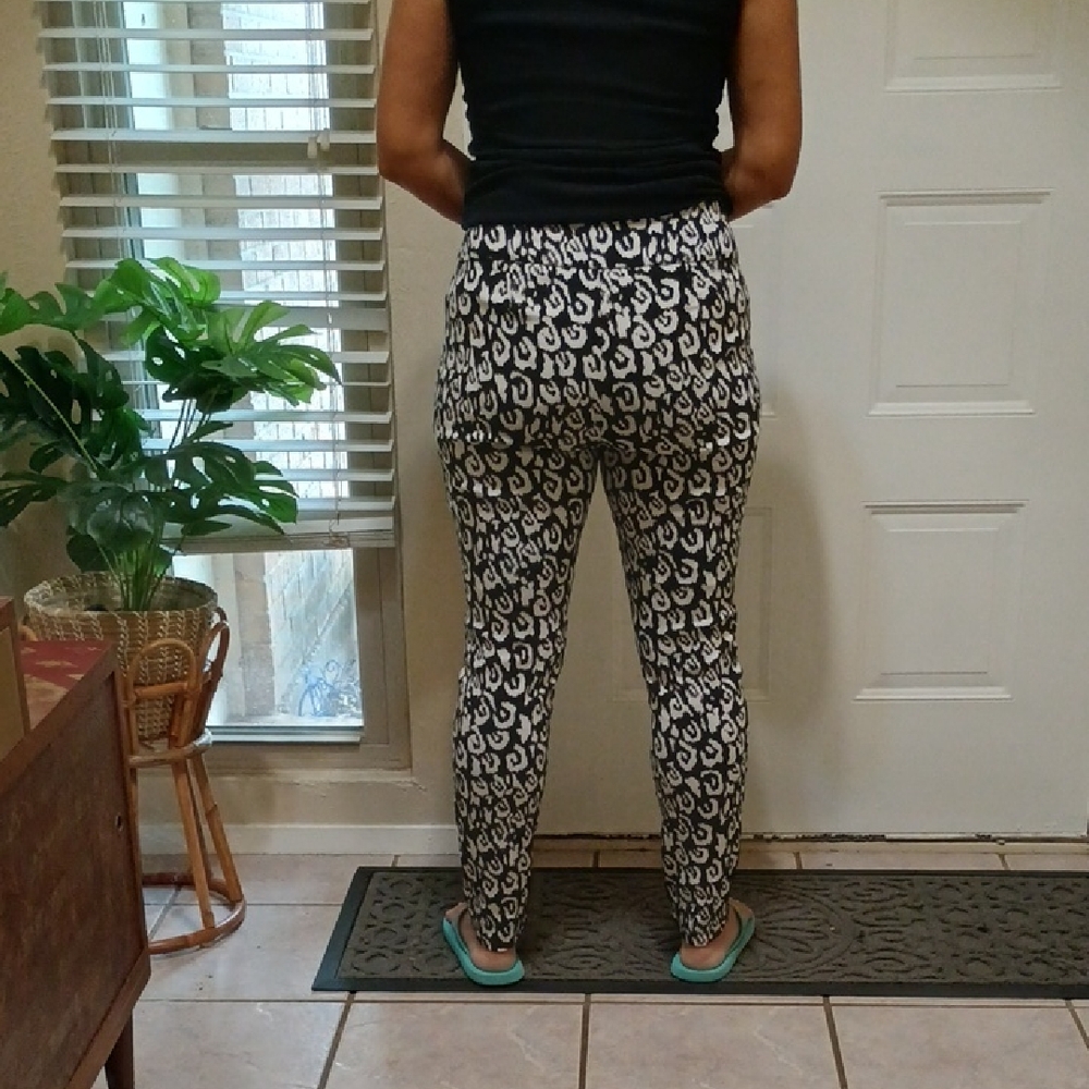 INC International Concepts Black and White Leopard Print Leggings